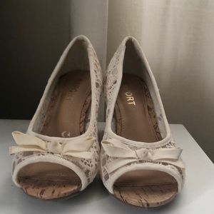 White lace wedge heels